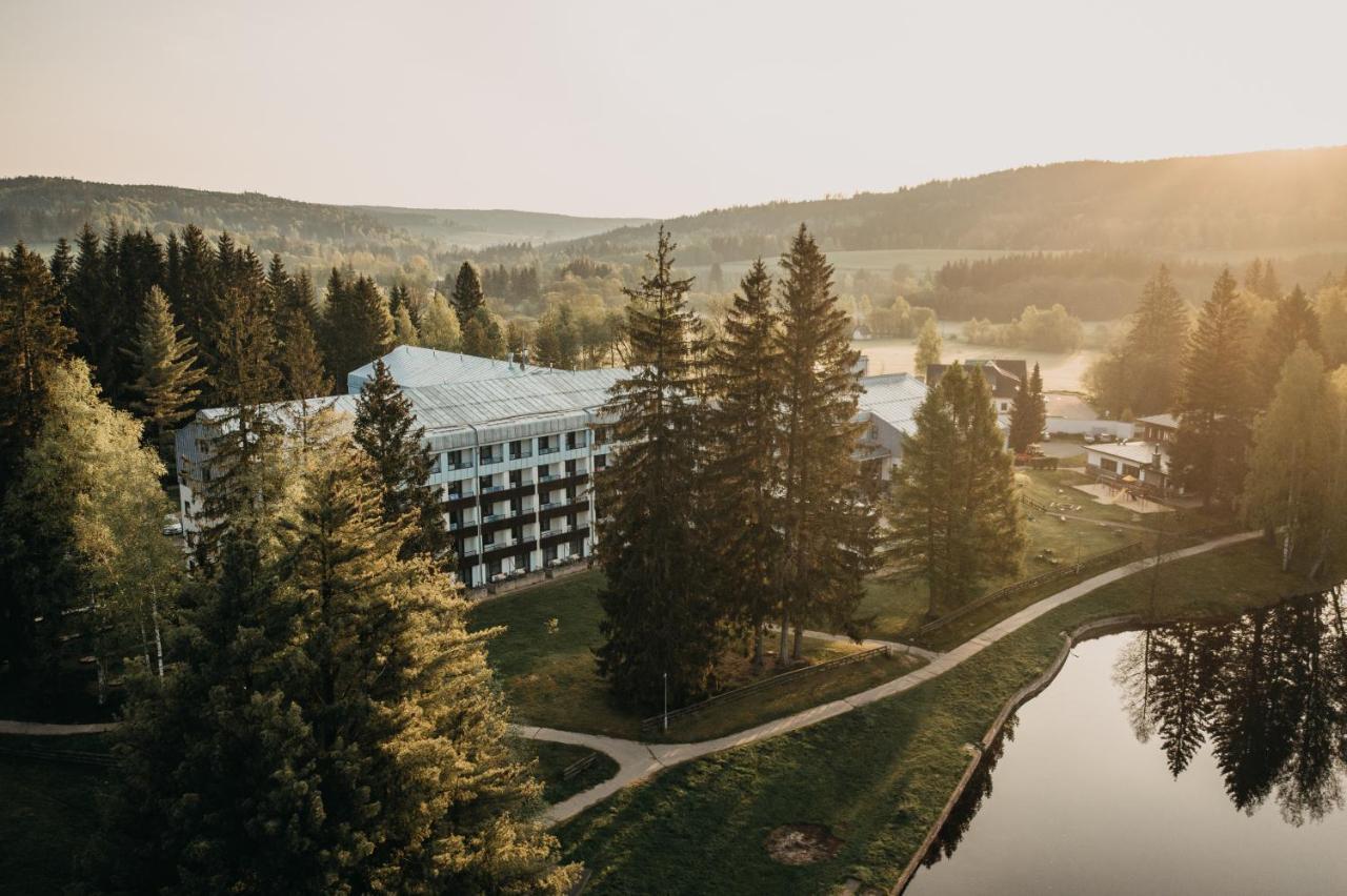 Orea Resort Devet Skal Vysocina Sněžné المظهر الخارجي الصورة